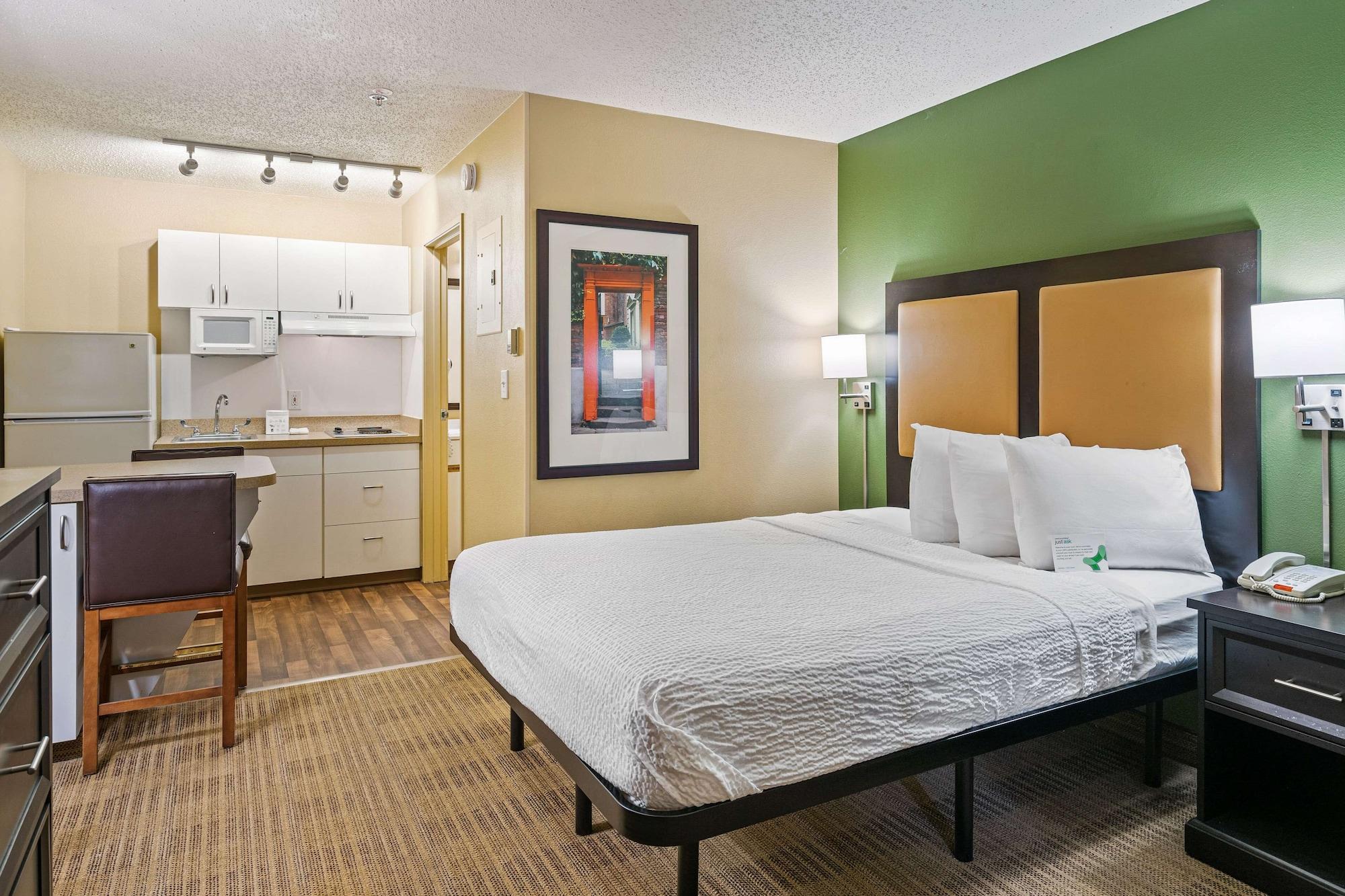 Extended Stay America Suites - Washington, Dc - Reston Herndon Exterior photo